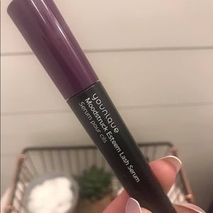 Lash serum lash growth.